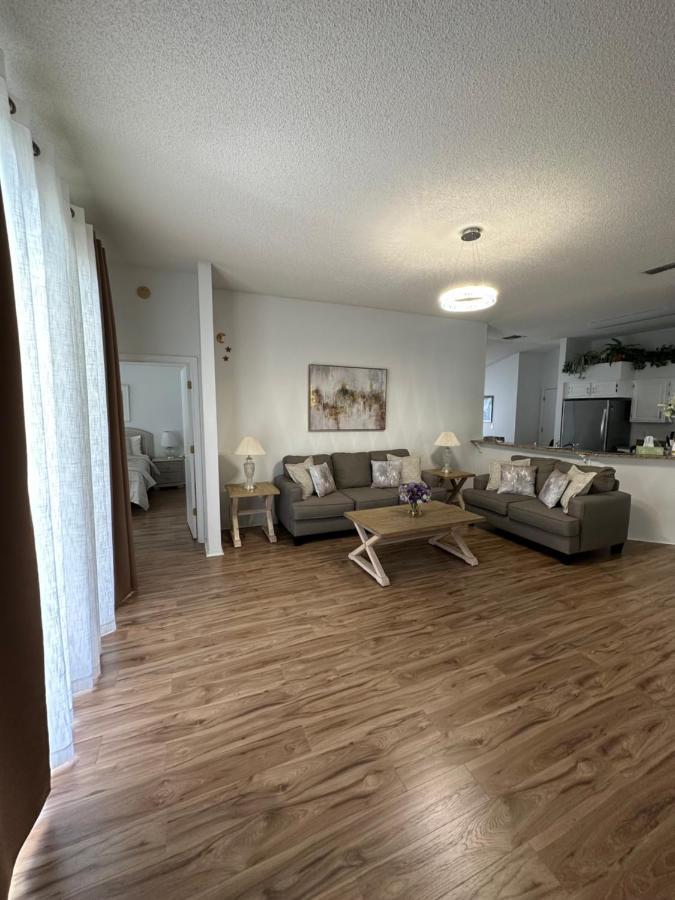 Private Pool With A Beautiful View Overlooking The Lake! Near - Universal *