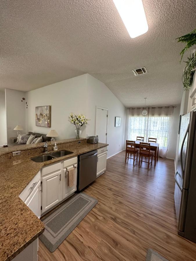 Private Pool With A Beautiful View Overlooking The Lake! Near - Universal * Kissimmee